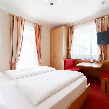 Hotel Europa Dolomites 2*
